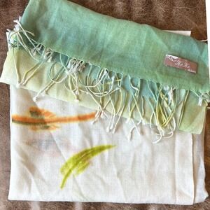 Green White Feather Print Coastal Boho‎ Scarf Fringe Trim Wrap KeKe Collection